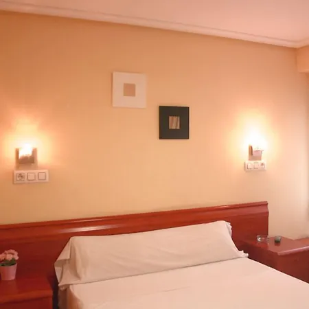 Alvarez 2* オビエド