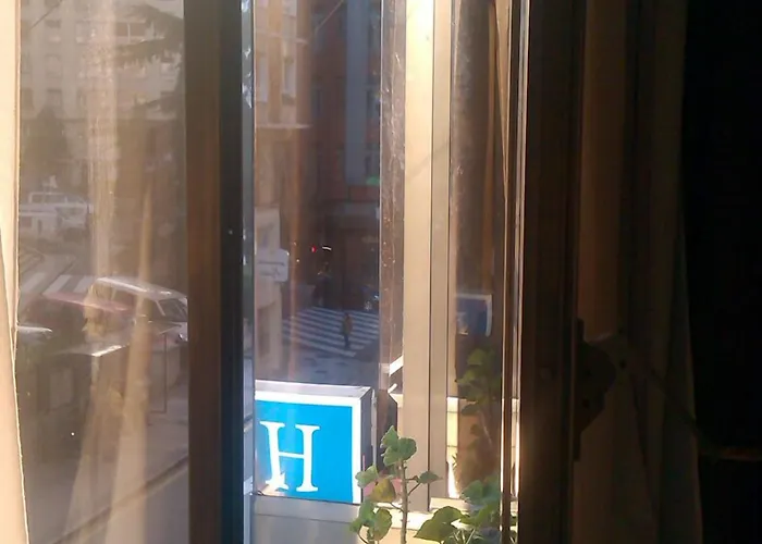 게스트하우스 Alvarez 오비에도