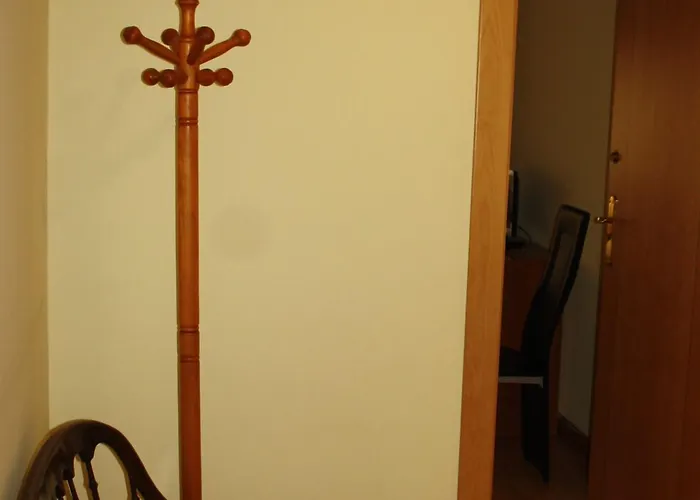 Pensión álvarez 2*